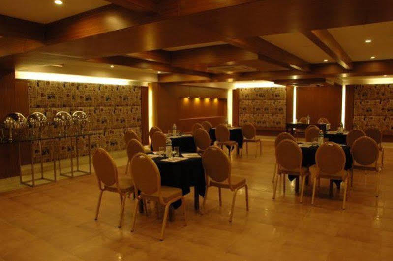 Shravanthi Sarovar Portico Hotell Bangalore Eksteriør bilde